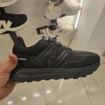 نيوبلانس 327  اسود