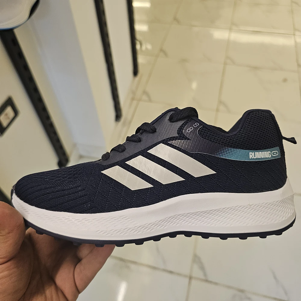 webp_388_20260203_155043_464.webp أديداس رانينج فيتنامى كحلى - الصورة 1