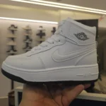 b7070 airjordan اطفالى ابيض