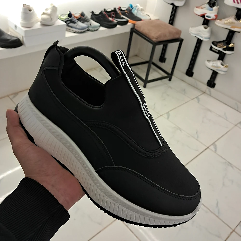 webp_535_20260218_163012_591.webp 885 boss رجالى اسود - الصورة 1