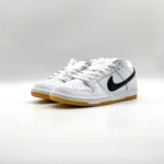 nike sp ابيض اسود حريمي - الصورة 2