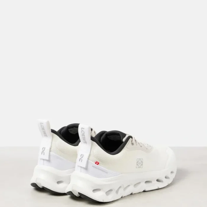 ⁦On حريمي ابيض رمادي⁩ - الصورة ⁦2⁩