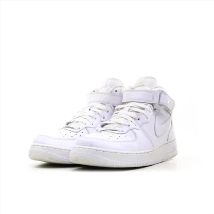 ⁦N11 Nike حريمي بوت ابيض⁩ - الصورة ⁦2⁩