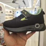 AH16 أسود لبني