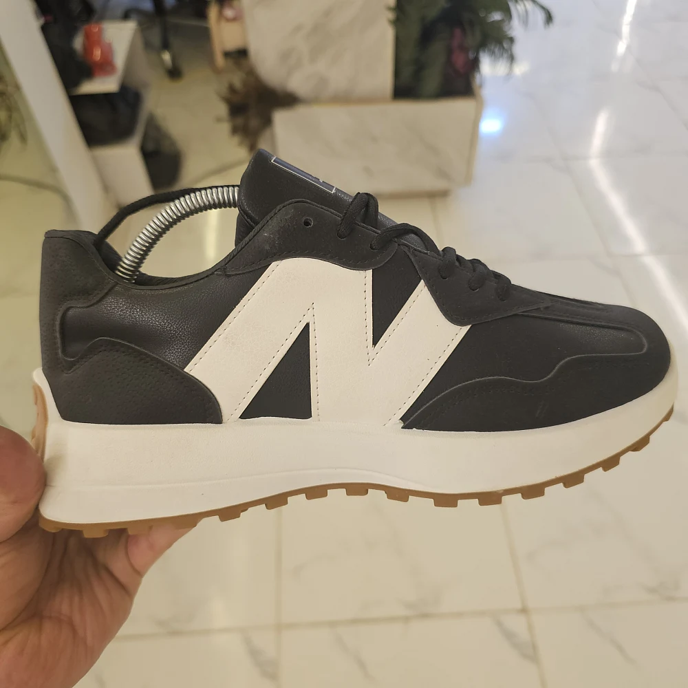 webp_69_20260203_151838_588-1 كوتشي نيو بالانس (New Balance) رجالي أسود - حذاء مريح وعملي بمصر | مستر كوتشي - الصورة 1