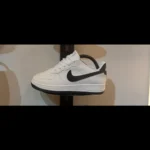 nike black*white — Product photo