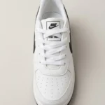 nike black*white — Product photo