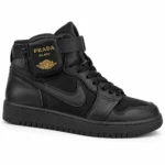 Nike Boot Black — Product photo